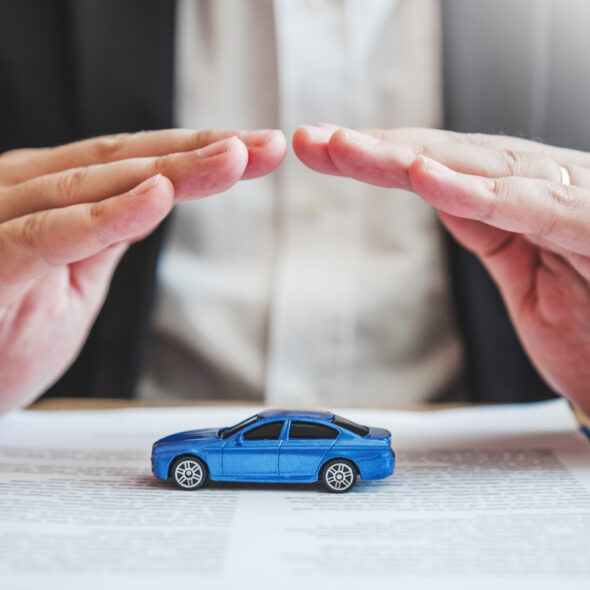ubezpieczenie samochodu a leasing
